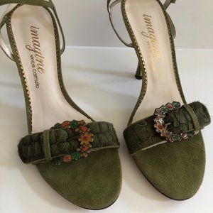 Vince Camuto Green Suede pump